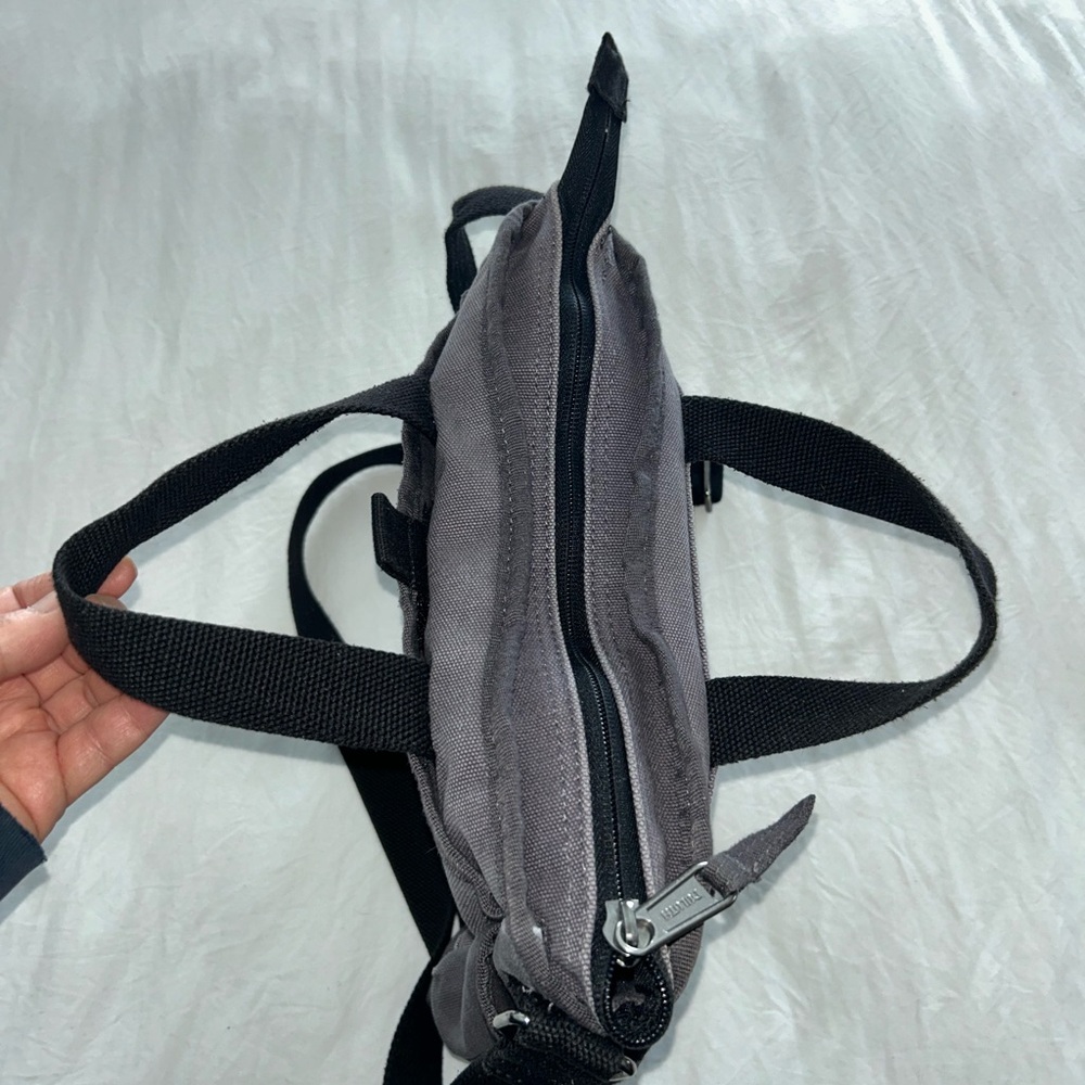 Duluth Trading Company Heritage Canvas Travel Sling - Picture 5 of 16